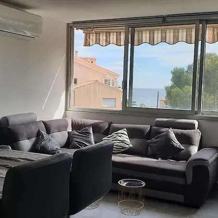 Duplex With Beautiful Sea View *