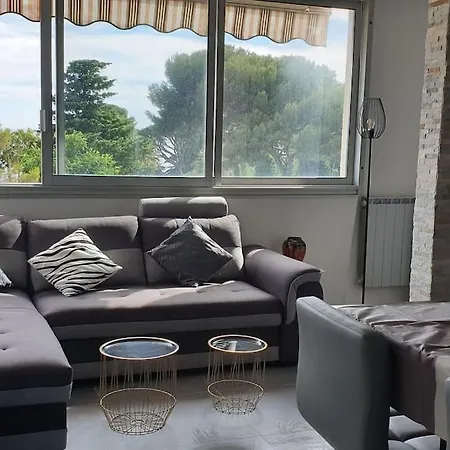 Duplex With Beautiful Sea View *