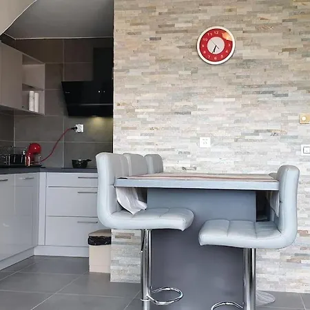 Duplex With Beautiful Sea View Appartement *